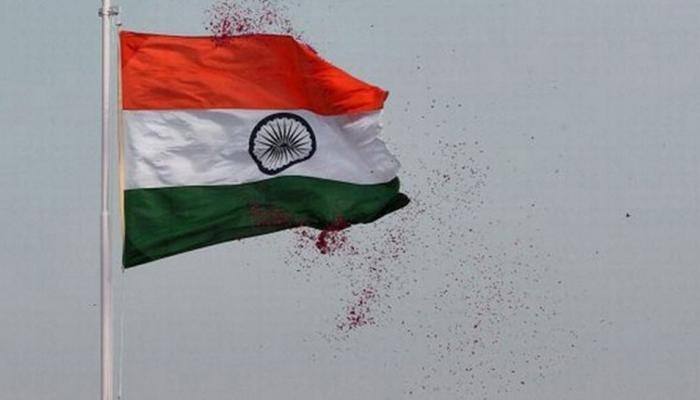 திரையரங்குகளில் தேசிய கீதம் கட்டாயம் இல்லை - உச்சநீதிமன்றம்! திரையரங்குகளில் தேசிய கீதம் கட்டாயம் இல்லை - உச்சநீதிமன்றம்!