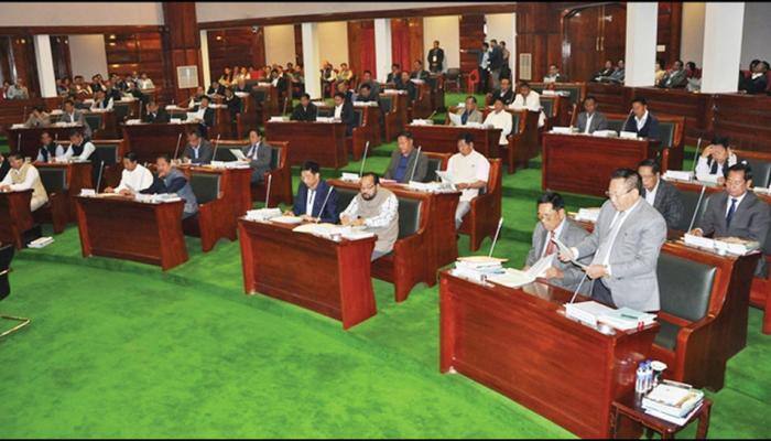 நாகாலாந்த்: ஆளும் அரசின் 3 MLA-க்கள் ராஜினாமா! நாகாலாந்த்: ஆளும் அரசின் 3 MLA-க்கள் ராஜினாமா!