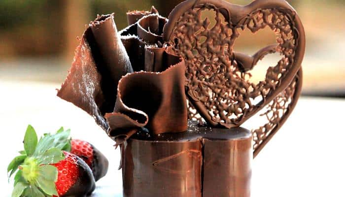 Happy Chocolate Day: உங்கள் காதலரை அசத்த சில IDEA-க்கள்!! title=