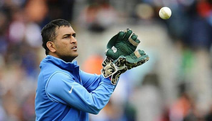 INDvsSA: ஊடகங்கள் சொல்ல மறந்துவிட்ட Dhoni-யின் T20 உலக சாதனை!