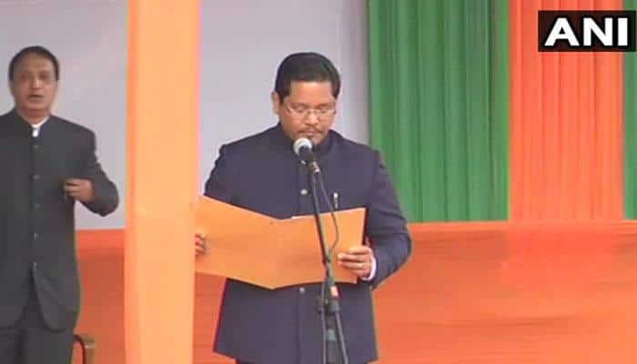 மேகாலயா மாநில முதல்வராக தேசிய மக்கள் கட்சித் தலைவர் பதவி ஏற்பு! மேகாலயா மாநில முதல்வராக தேசிய மக்கள் கட்சித் தலைவர் பதவி ஏற்பு!