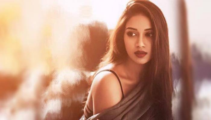 பிகினி உடையில் புகைப்படத்தை வெளியிட்ட பிரபல நடிகை! பிகினி உடையில் புகைப்படத்தை வெளியிட்ட பிரபல நடிகை!
