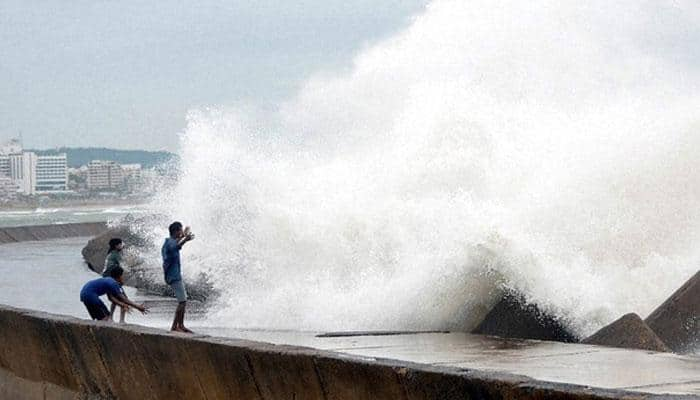 கடல் சீற்றம் நீடிப்பு: தென் தமிழக மீனவர்களுக்கு எச்சரிக்கை!