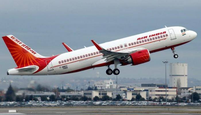 டெல்லி விமான நிலையத்தில் Air India விமானம் அவசரமாக தரையிறக்கம்! டெல்லி விமான நிலையத்தில் Air India விமானம் அவசரமாக தரையிறக்கம்!