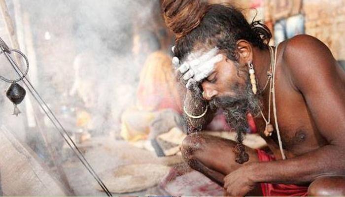 விபூதி எந்த திசையில் நின்று பூச வேண்டும் தெரியுமா? விபூதி எந்த திசையில் நின்று பூச வேண்டும் தெரியுமா?