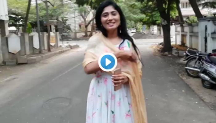 அரசியலில் ஜூலி? மீண்டும் மீண்டும் வீடியோ வெளியீடு! அரசியலில் ஜூலி? மீண்டும் மீண்டும் வீடியோ வெளியீடு!