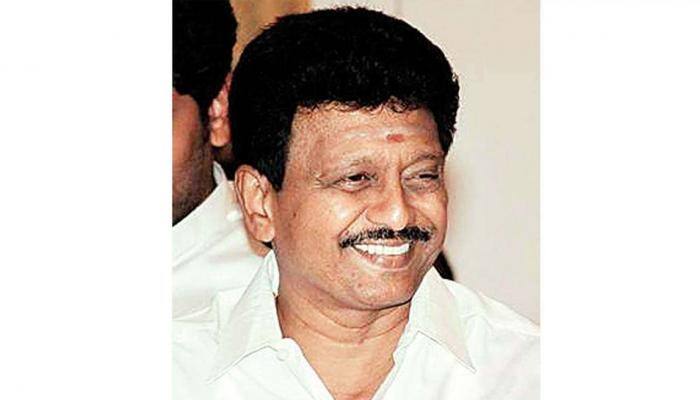ஓபிஎஸ்-சசிகலா இடையே விரோதத்தை ஏற்படுத்தியவர் தினகரன்: திவாகரன் பேட்டி! ஓபிஎஸ்-சசிகலா இடையே விரோதத்தை ஏற்படுத்தியவர் தினகரன்: திவாகரன் பேட்டி!
