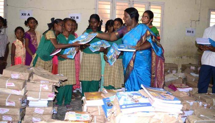 பள்ளி மாணவர்களுக்கான புதிய புத்தகங்கள்; விரைவில் விற்பனை! பள்ளி மாணவர்களுக்கான புதிய புத்தகங்கள்; விரைவில் விற்பனை!