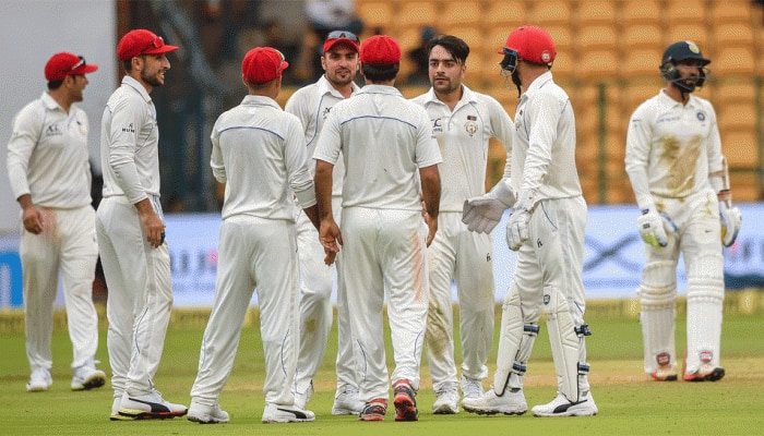 INDvAFG: முதல் இன்னிங்ஸ்! இந்தியா 474 ரன்களுக்கு ஆட்டமிழந்தது!