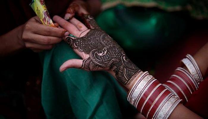 மருதாணி நன்கு சிவப்பாக பிடிக்க சில டிப்ஸ்! மருதாணி நன்கு சிவப்பாக பிடிக்க சில டிப்ஸ்!
