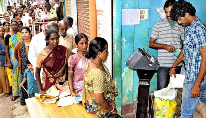 மக்களே உஷார்! 3 மாதம் தொடர்ந்து ரேஷன் வாங்காவிட்டால் ரேஷன் கார்டு ரத்து! title=