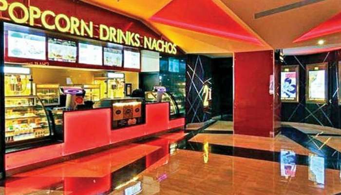 தியேட்டர்களுக்கு உணவு பொருட்களை கொண்டு செல்லலாம் -மஹாராஷ்டிரா அரசு தியேட்டர்களுக்கு உணவு பொருட்களை கொண்டு செல்லலாம் -மஹாராஷ்டிரா அரசு