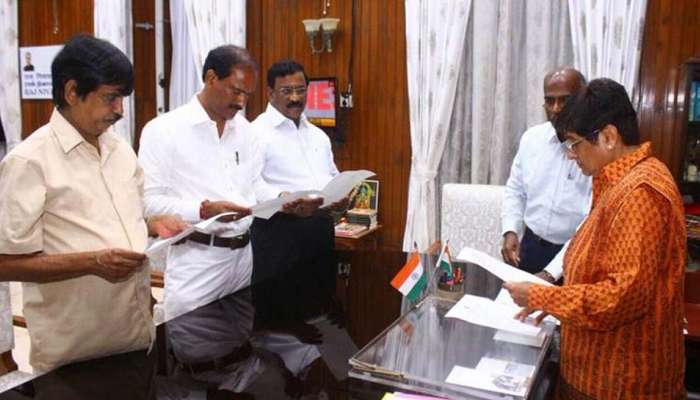 புதுவை நியமன MLA-க்களை சட்டமன்றத்தில் அனுமதிக்க வேண்டும்! புதுவை நியமன MLA-க்களை சட்டமன்றத்தில் அனுமதிக்க வேண்டும்!