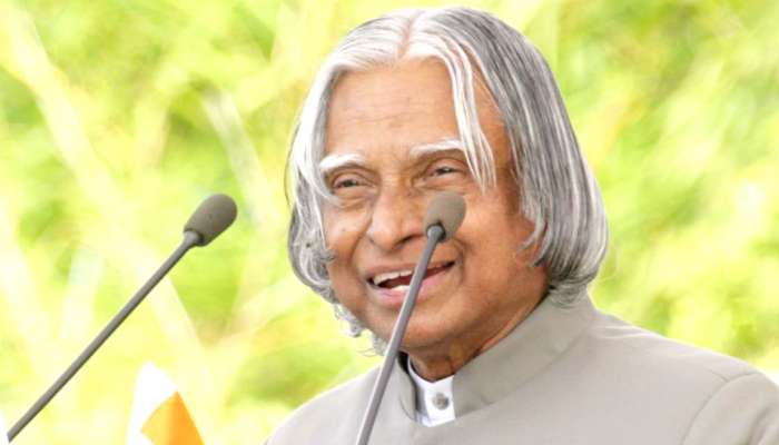 முன்னாள் குடியரசுத் தலைவர் அப்துல் கலாமின் 3-ம் ஆண்டு நினைவு தினம்! முன்னாள் குடியரசுத் தலைவர் அப்துல் கலாமின் 3-ம் ஆண்டு நினைவு தினம்!