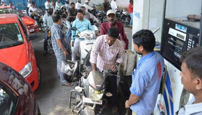 இந்திய பெரு நகரங்களில் இன்று பெட்ரோல், டீசல் விலை என்ன? இந்திய பெரு நகரங்களில் இன்று பெட்ரோல், டீசல் விலை என்ன?