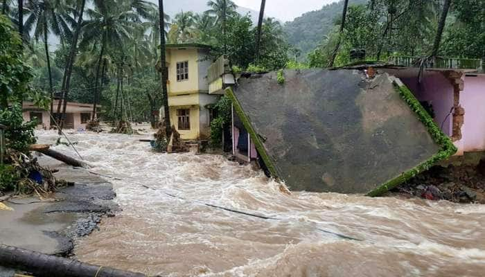 24 மணி நேரத்தில் 26 பேரை காவு வாங்கிய கேரளா கனமழை!!