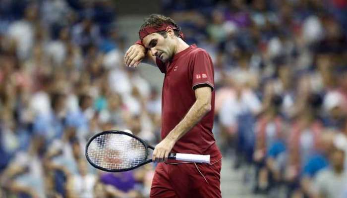 US Open: இளம் வீரரிடம் தோல்வியை தழுவினார் ரோஜர் பெர்டரர்! US Open: இளம் வீரரிடம் தோல்வியை தழுவினார் ரோஜர் பெர்டரர்!