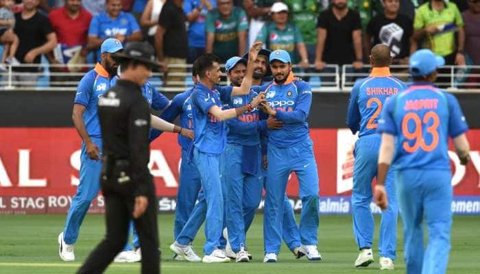 Asia Cup 2018:  8 விக்கெட் வித்தியாசத்தில் பாகிஸ்தானை பறக்கவிட்ட இந்தியா..!