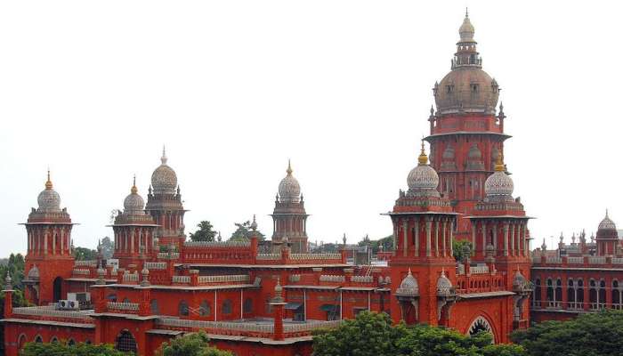 ஜல்லிக்காட்டு விசாரணை ஆணையத்துக்கு 3 மாதமே அவகாசம்..! ஜல்லிக்காட்டு விசாரணை ஆணையத்துக்கு 3 மாதமே அவகாசம்..!