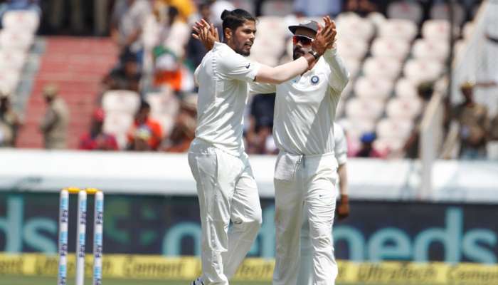 INDvsWI: சுழற்பந்துவீச்சு ஜாலத்தில் திணறும் மேற்கிந்தியா! INDvsWI: சுழற்பந்துவீச்சு ஜாலத்தில் திணறும் மேற்கிந்தியா!
