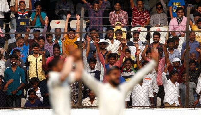 10 விக்கெட் வித்தியாசத்தில் வெற்றி பெற்று தொடரை வென்றது இந்தியா!