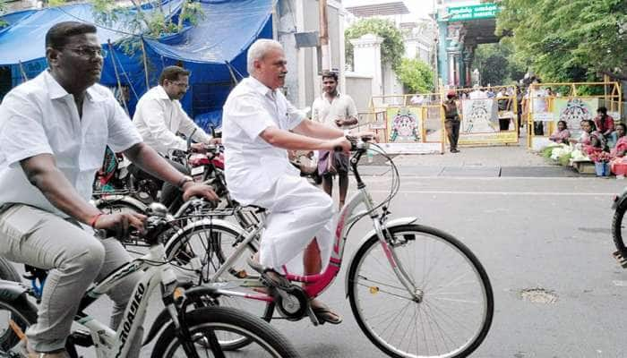 பெட்ரோல் விலை உயர்வில் இருந்து தப்பிக்க புதுவை அரசின் புதுவழி!