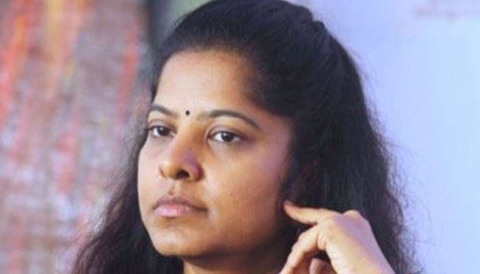 பயமா? ஓடி ஒளிஞ்சிட்டிங்களா? செத்து கித்து போயிட்டீங்களா? லீனா மணிமேகலை கேள்வி பயமா? ஓடி ஒளிஞ்சிட்டிங்களா? செத்து கித்து போயிட்டீங்களா? லீனா மணிமேகலை கேள்வி