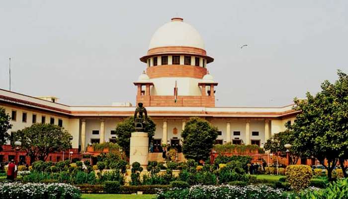 இந்தியா முழுவதும் பட்டாசு விற்கவும், வெடிக்கவும் தடை இல்லை: SC இந்தியா முழுவதும் பட்டாசு விற்கவும், வெடிக்கவும் தடை இல்லை: SC