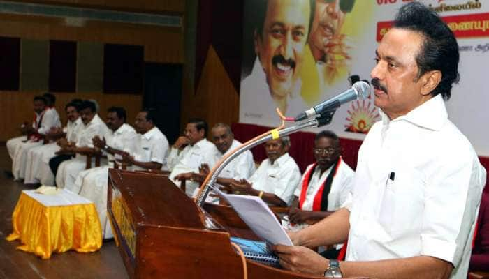 செயலற்ற அரசால் அப்பாவி மக்கள் உயிர் பறிபோகிறது - MK ஸ்டாலின்!