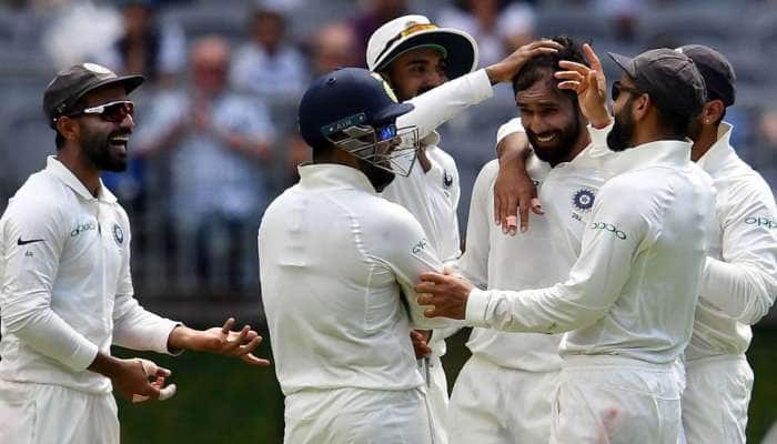 INDvsAUS: முதல் நாளில் ஆதிக்கம் செலுத்திய ஆஸ்தி., நாளை இந்தியா ஆதிக்கம் செலுத்துமா? INDvsAUS: முதல் நாளில் ஆதிக்கம் செலுத்திய ஆஸ்தி., நாளை இந்தியா ஆதிக்கம் செலுத்துமா?