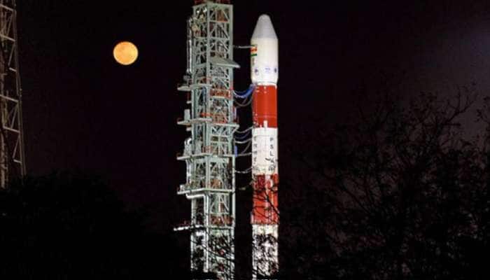 இன்று இரவு விண்ணில் சீறிப்பாய்கிறது PSLV-C44 ராக்கெட்.... இன்று இரவு விண்ணில் சீறிப்பாய்கிறது PSLV-C44 ராக்கெட்....