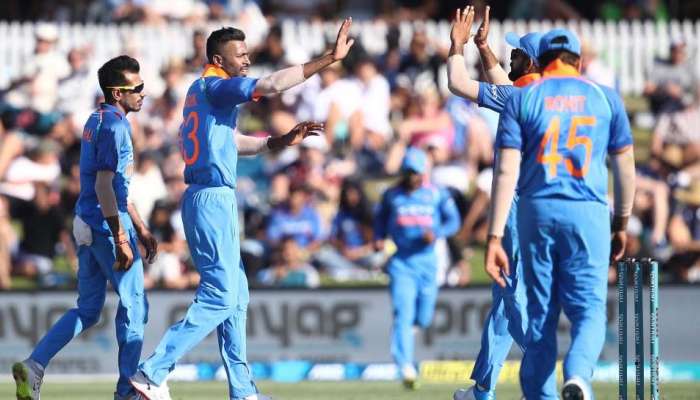 3-வது ஒருநாள்; 7 விக்கெட் வித்தியாசத்தில் இந்தியா வெற்றி! 3-வது ஒருநாள்; 7 விக்கெட் வித்தியாசத்தில் இந்தியா வெற்றி!