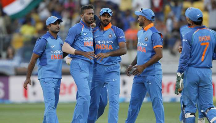 INDvsNZ: 5-வது ஒருநாள்: 35 ரன்கள் வித்தியாசத்தில் இந்தியா அசத்தல் வெற்றி!