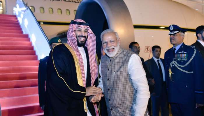 30 மணிநேர பயணமாக இந்தியா வந்தார் சவுதி அரேபியா இளவரசர்! 30 மணிநேர பயணமாக இந்தியா வந்தார் சவுதி அரேபியா இளவரசர்!
