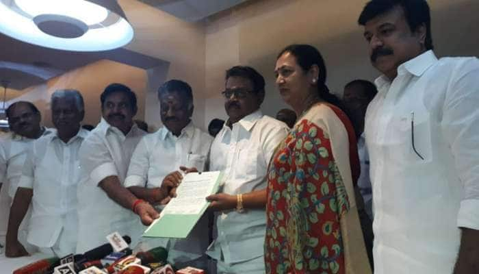 மக்களவை தேர்தலில் ADMK கூட்டணியில் DMDK-க்கு 4 தொகுதி ஒதுக்கீடு!!