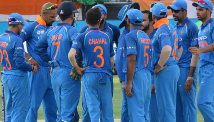 INDvsAUS: ஆறாவது விக்கெட்டை இழந்த ஆஸ்திரேலியா அணி