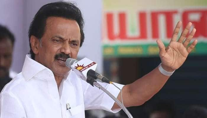 OPS மகன் என்ற தகுதியை தவிர ADMK வேட்பாளருக்கு என்ன தகுதி உள்ளது: ஸ்டாலின் title=