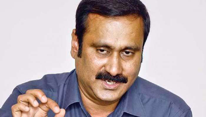 தேர்தல் பிரசாரத்தின் போது கண்ணீர் விட்டு அழுத அன்புமணி ராமதாஸ் தேர்தல் பிரசாரத்தின் போது கண்ணீர் விட்டு அழுத அன்புமணி ராமதாஸ்