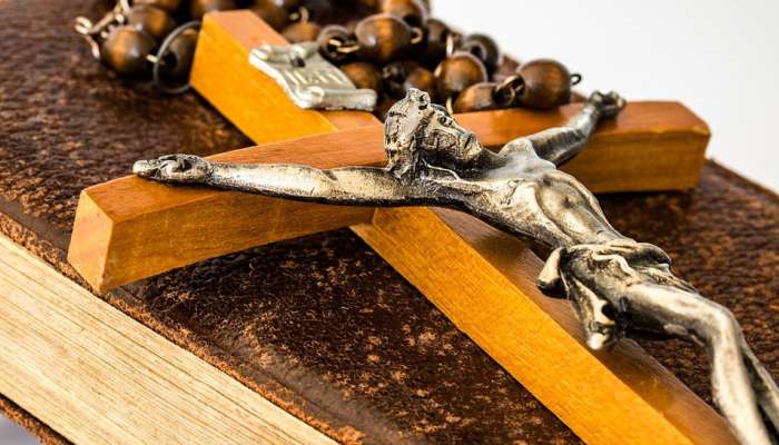 Good Friday: இயேசு கிறிஸ்து உயிர் தியாகம் செய்த புனித வெள்ளி Good Friday: இயேசு கிறிஸ்து உயிர் தியாகம் செய்த புனித வெள்ளி