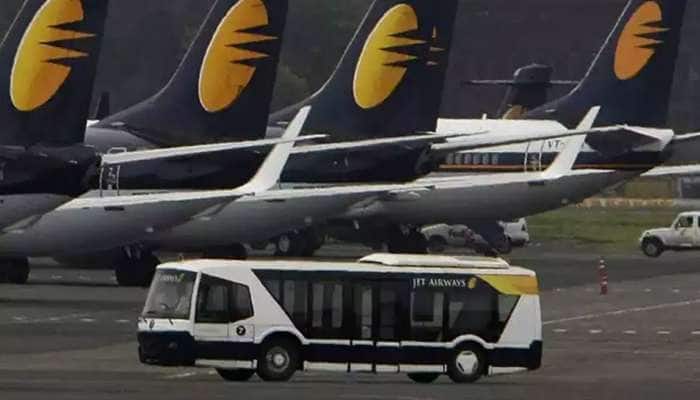 Jet Airways விமானங்களை குத்தகைக்கு எடுக்க Air India திட்டம்?... title=