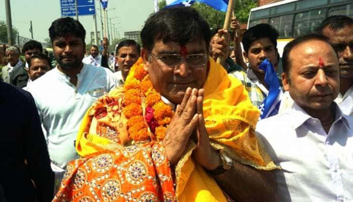அரவிந்த் கெஜ்ரிவாலுக்கு 6 கோடி அளித்தாரா ஆம் ஆத்மி வேட்பாளர்?