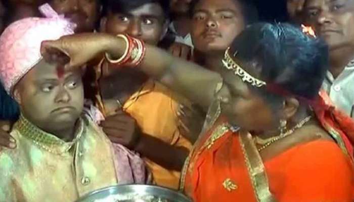 மணப்பெண் இன்றி ஒரு திருமணம்; குஜராத்தில் நடந்த விநோதம்...! மணப்பெண் இன்றி ஒரு திருமணம்; குஜராத்தில் நடந்த விநோதம்...!