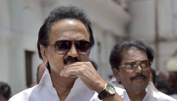 தூத்துக்குடி: மு.க.ஸ்டாலின் தங்க உள்ள விடுதியில் தேர்தல் அதிகாரிகள் சோதனை தூத்துக்குடி: மு.க.ஸ்டாலின் தங்க உள்ள விடுதியில் தேர்தல் அதிகாரிகள் சோதனை
