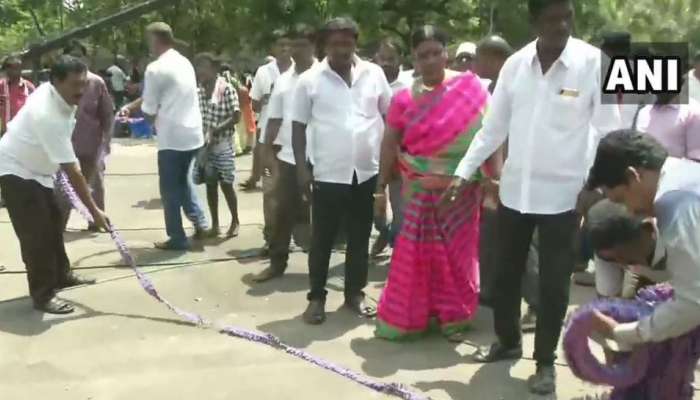 தமிழகம்: குபீர் கொண்டாட்டத்தில் திமுக தொண்டார்கள்! தமிழகம்: குபீர் கொண்டாட்டத்தில் திமுக தொண்டார்கள்!