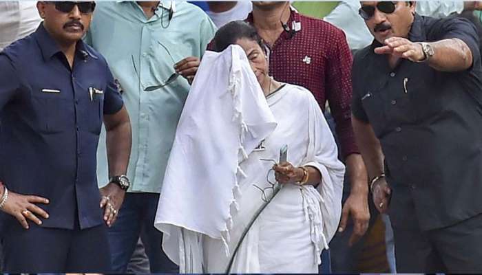 மேற்கு வங்காளத்தில் வளர்ந்து நிற்கும் பாஜக! அதிர்ச்சியில் மம்தா மேற்கு வங்காளத்தில் வளர்ந்து நிற்கும் பாஜக! அதிர்ச்சியில் மம்தா