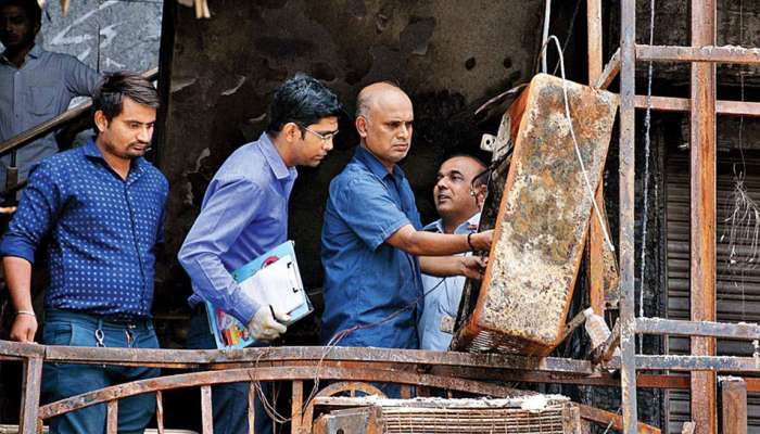 சூரத் தீ விபத்து: பலியானோர் எண்ணிக்கை 22 ஆக உயர்வு சூரத் தீ விபத்து: பலியானோர் எண்ணிக்கை 22 ஆக உயர்வு