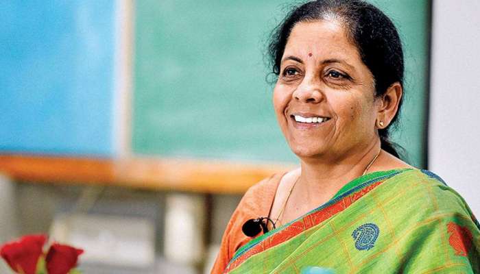 பாதுகாப்பு துறையில் இருந்து நிதித்துறைக்கு மாறிய நிர்மலா சீதாராமன்!! பாதுகாப்பு துறையில் இருந்து நிதித்துறைக்கு மாறிய நிர்மலா சீதாராமன்!!