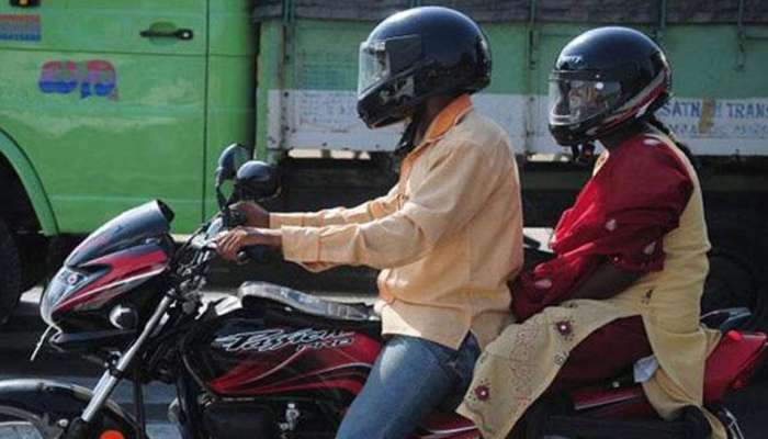 4 நாட்களில் மட்டும் தலைக்கவசம் அணியாத 15,500 பேர் மீது வழக்கு பதிவு 4 நாட்களில் மட்டும் தலைக்கவசம் அணியாத 15,500 பேர் மீது வழக்கு பதிவு