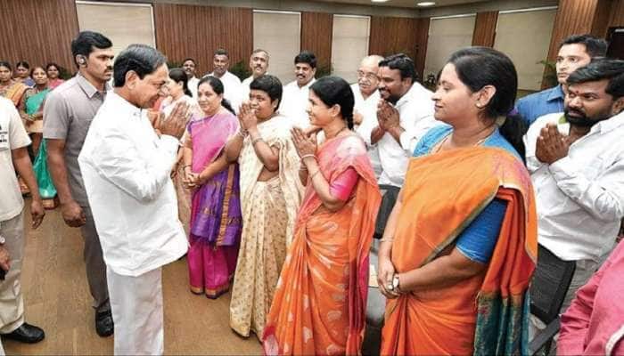 சிறந்த பஞ்சாயத்துக்கு ரூ.10 கோடி பரிசு -முதல்வர் அறிவிப்பு! சிறந்த பஞ்சாயத்துக்கு ரூ.10 கோடி பரிசு -முதல்வர் அறிவிப்பு!