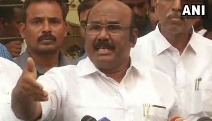 மக்களுக்காக பாடுபடும் முதல்வரை பற்றி பேசுவதற்கு ஸ்டாலினுக்கு அறுகதையில்லை: ஜெயக்குமார் மக்களுக்காக பாடுபடும் முதல்வரை பற்றி பேசுவதற்கு ஸ்டாலினுக்கு அறுகதையில்லை: ஜெயக்குமார்